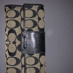Women’s Coach Wallet