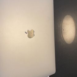 MacBook Pro 256gb With a Touch Bar