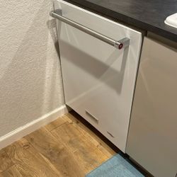 KitchenAid Dishwasher 