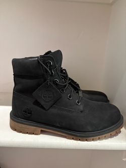 Timberlands  size 6.5 youth
