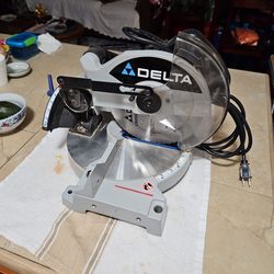 Cross Cutting Angle Saw