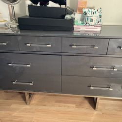 Dresser And 2 Nightstands charcoal gray