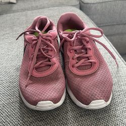 Nike Shoes- Woman