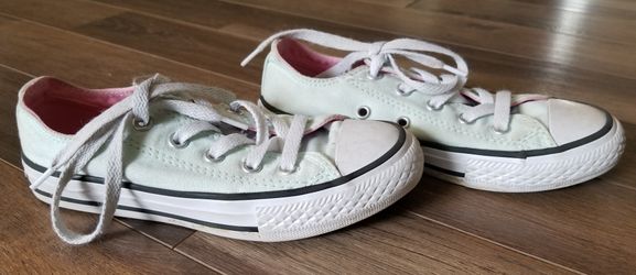 Converse Youth 13 shoes, barely worn!