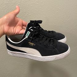 Puma Suede