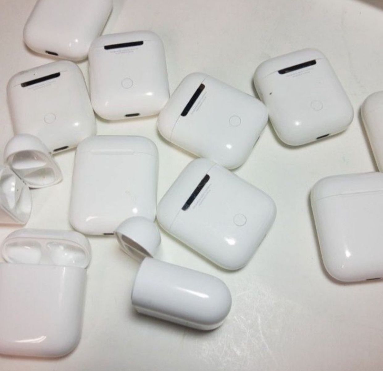 Genuine Apple AirPods Charging Case Genuine Replacement Charger Case Only $15 each