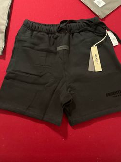 Essential shorts size medium
