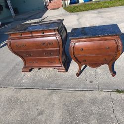 2 Dressers And 1 Extra Large Mirror