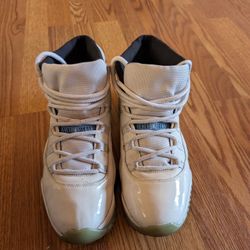 Jordan 11 Legend Blue 2014 Size 10