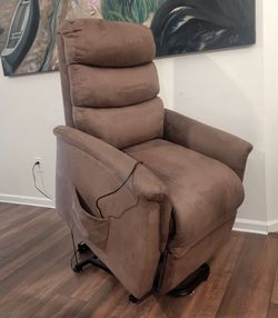 Power Lift Reclining and massage chair