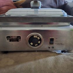 Toastmaster A710 Sandwich and Panini Grill