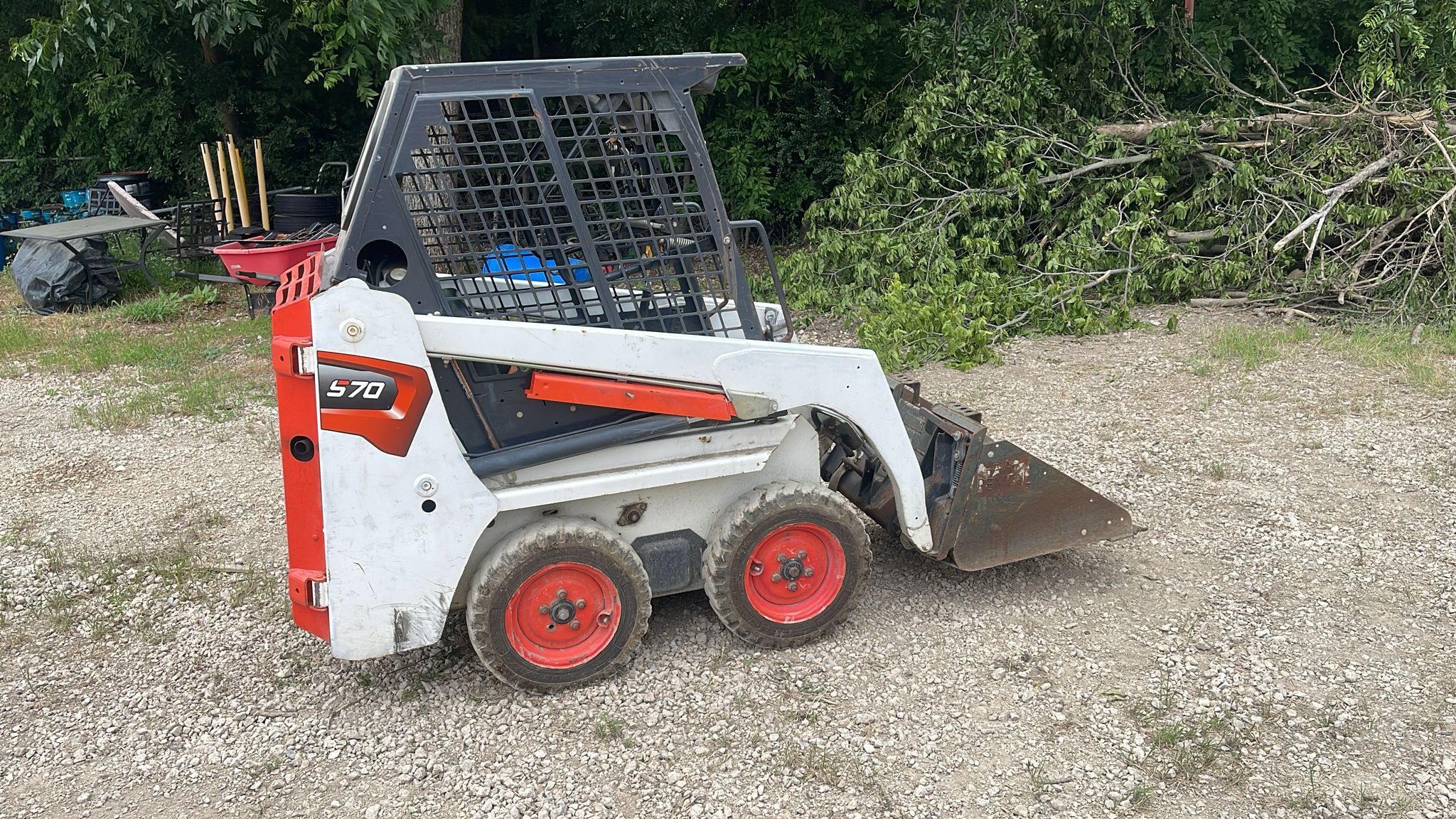 Bobcat S70 COMPACT SKID STEER LOADER MODEL S70 VIN number *B38V13276* MADE IN USA MODEL YEAR 2016 Hours 758