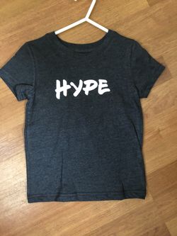 New custom tee 2T-runs bigger like 3T