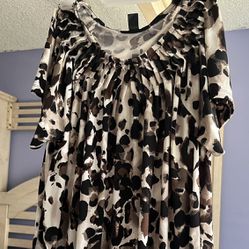 REDUCED PRICE 👁️🎈New Large Animal Print Shirt > $8 Each 🎈