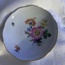 Vintage Small Meissen Gold Gild Hand Painted Floral  N Lady Bug Porcelain Plate