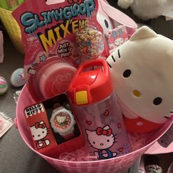 Hello Kitty, Easter basket
