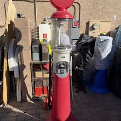 7 Foot Tall Gas pump 50 Cent Gumball Vending Machine. 