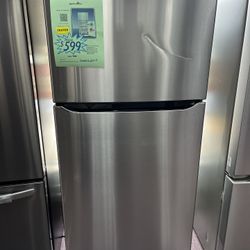 LG Open Box 30” Top Freezer Refrigerator 