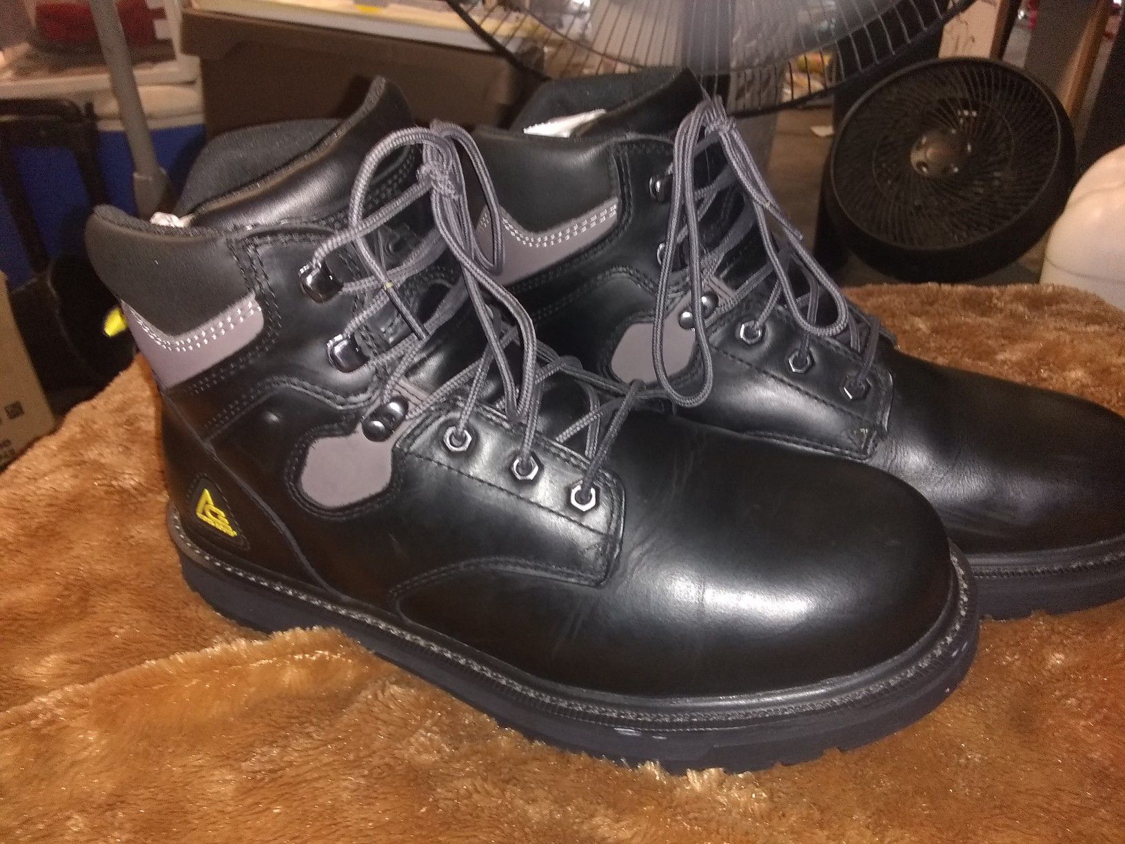 Brand New Ace work boots size 11 Men