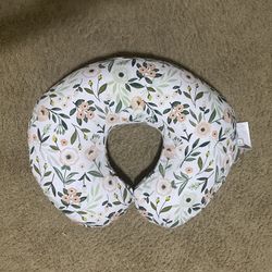 Boppy Original Nursing Pillow, Pink Garden, Ergonomic Nursing Essentials for Bottle and Breastfeeding, Firm Fiber Fill, with Removable Pillow Cover