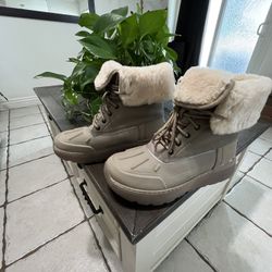 UGG Men's City Butte Boot Men’s Size 9