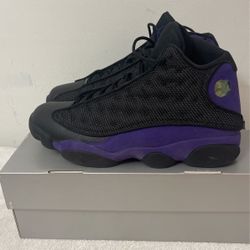 Jordan 13’s Blk/purple Size 13