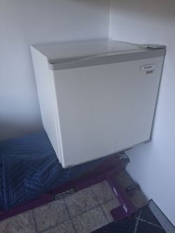 Haier mini fridge