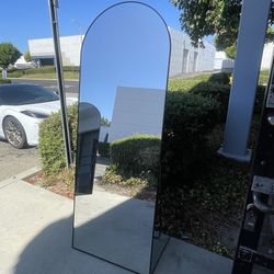 70 x 26 Full Length Arch Mirror with Stand 