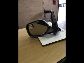 2006 Scion Left Door Mirror