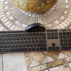 DELL WIRELESS BLUETOOTH MOUSE AND KEYBOARD 