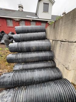 Plastic pots