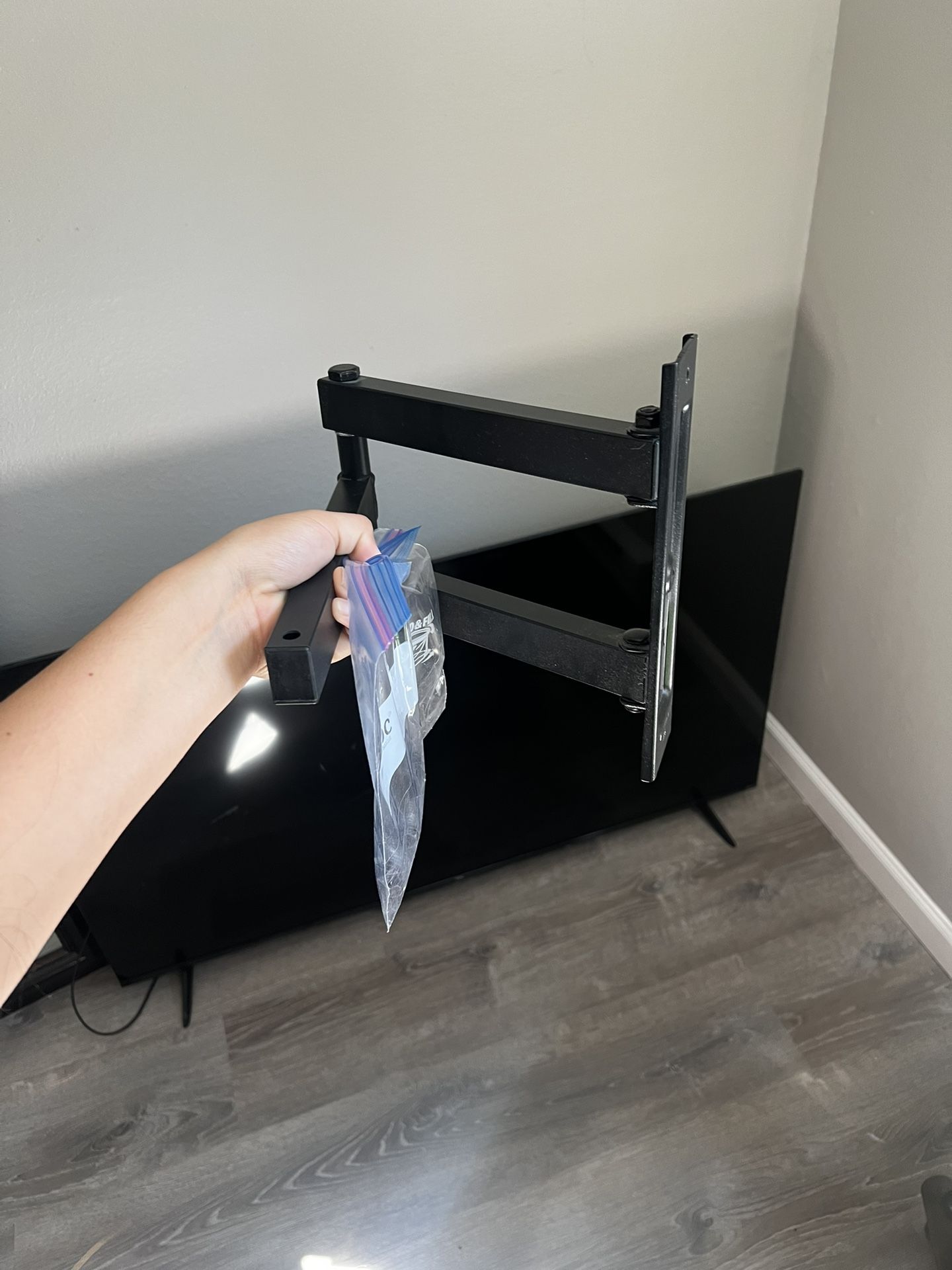 55” TCL TV