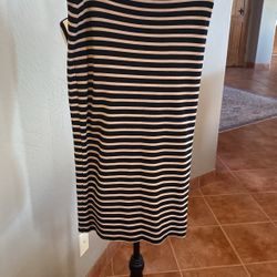 Ladies Skirt