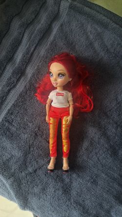 Rainbow High Ruby Anderson