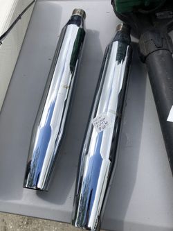 Harley Davidson exhaust pipes