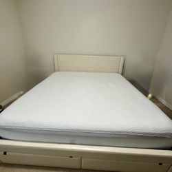 Gorgeous King Bedroom Set 