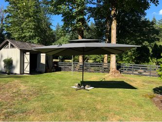 Cantilever Patio Umbrella 9’x12’ Grey