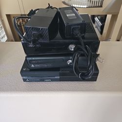 XBOX One and 2 XBOX 360