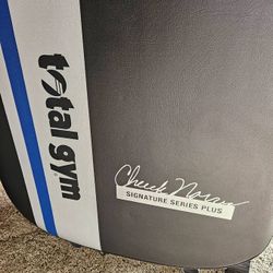Total Gym Fit Chuck Norris Signature Series Plus (12 Levels)