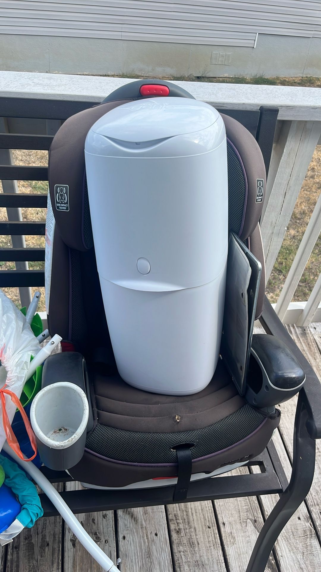 Diaper Genie Compact pail