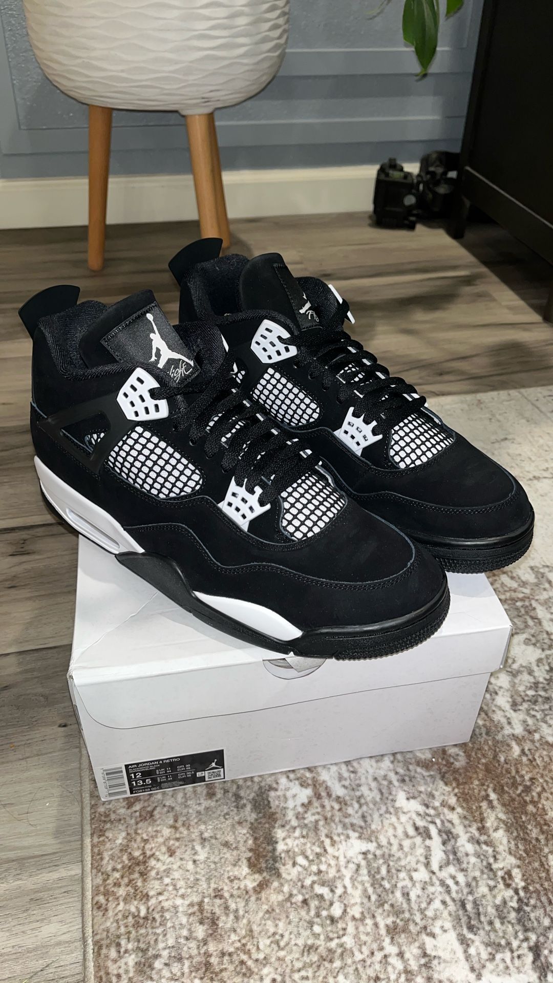 Jordan 4 White Thunder Size 12