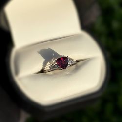 Jewelry 10k solid white gold black diamonds purpurite 0.82 CTW ring sz 7.00