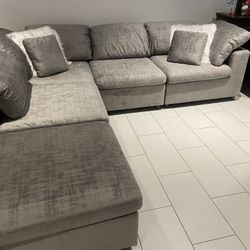 Lima Modular Sectional $899