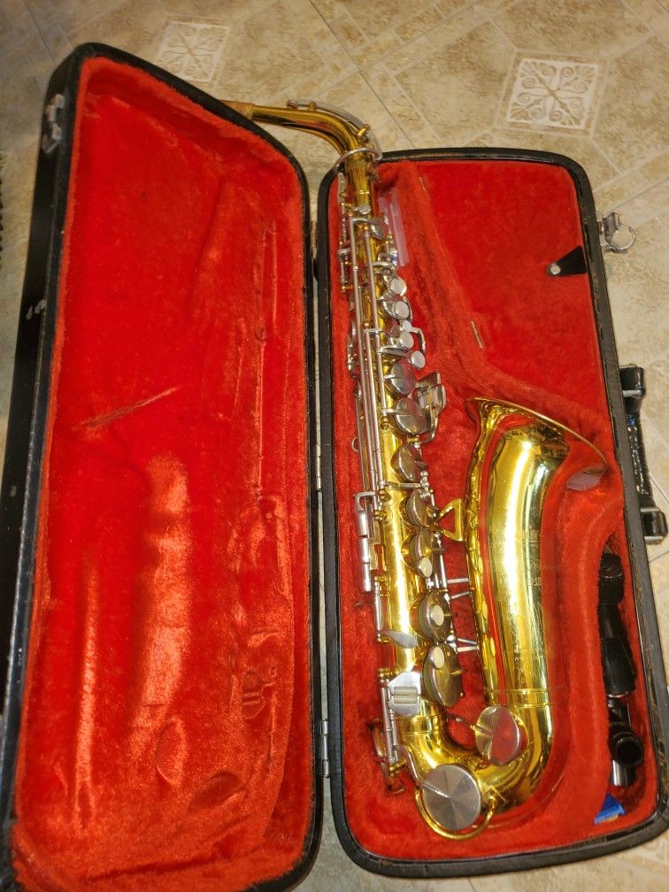 King Cleveland Alto Saxophone