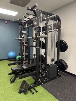 Brand New Smith Machine - Bench & Weights included - Free Delivery