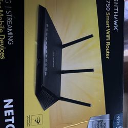 Wifi Router And Mesh Extend 