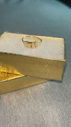 10k gold ring J initial