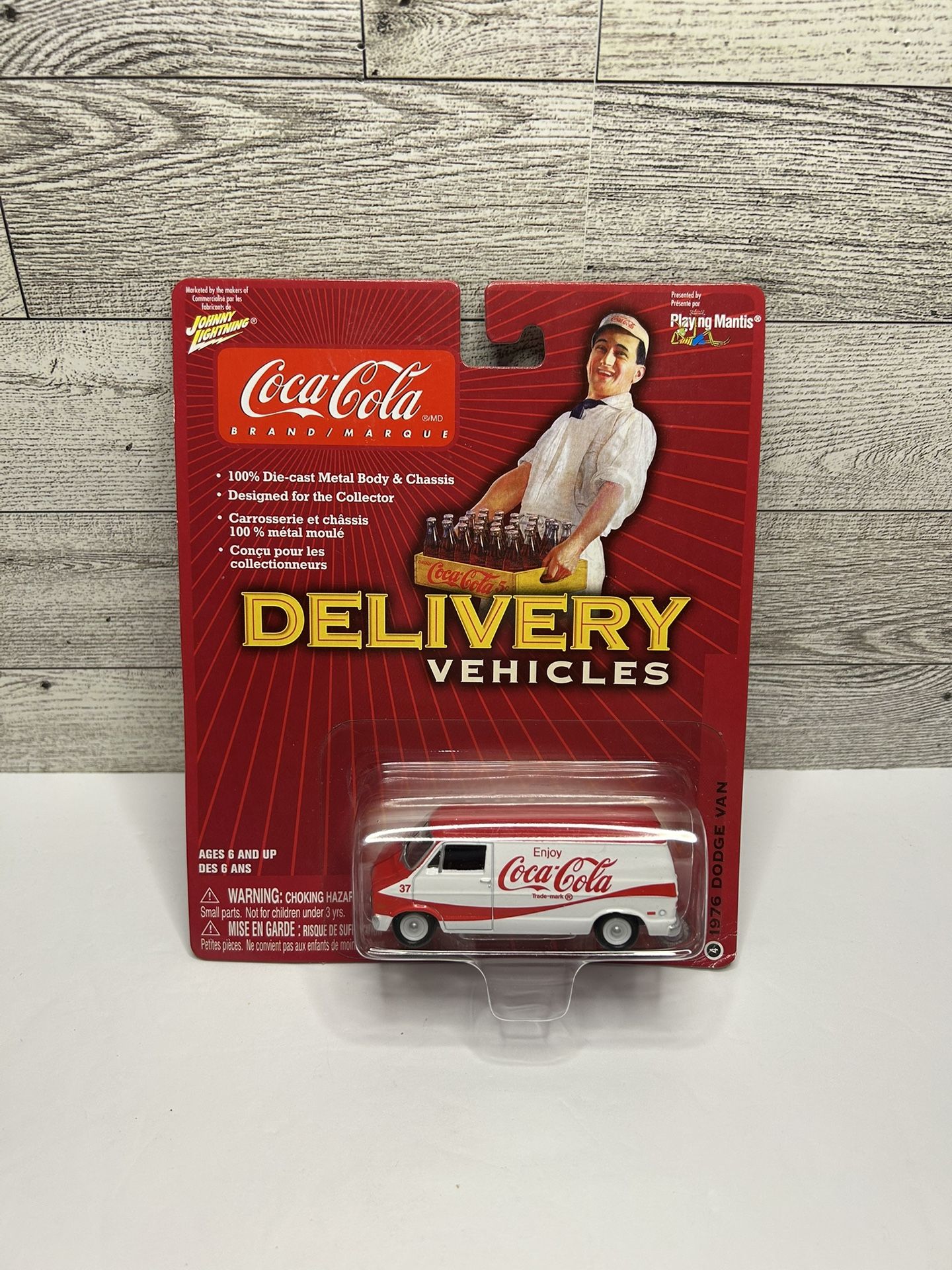 Vintage Johnny Lightning Coca’ Cola White / Red ‘1976 Dodge Van / Delivery Vehicles • Die Cast Metal and Chassis • Made in China