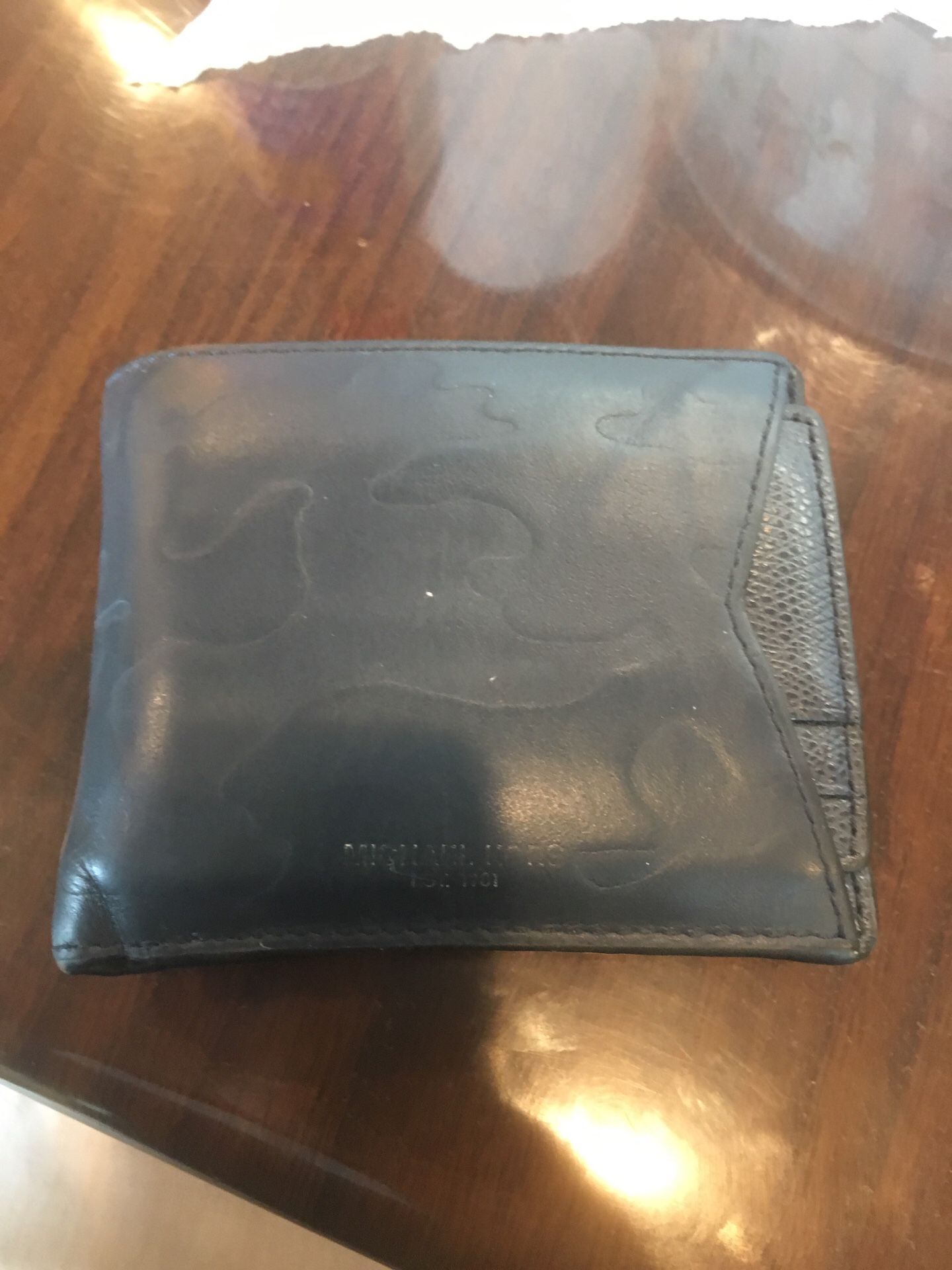 michael kors wallet men or women for Sale in Dickinson, TX - OfferUp