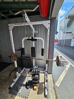 Body-Solid Power Rack with Lat Pulldown-Weights + Accessories+ carpets. Zip 33032
Delivery fee

Durable steel Body-Solid power rack is white with blac